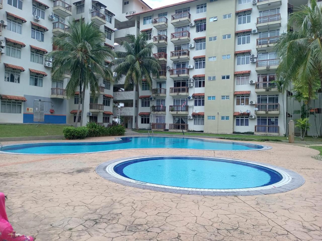 Jas Laguna Condo Resort Port Dickson Bagian luar foto